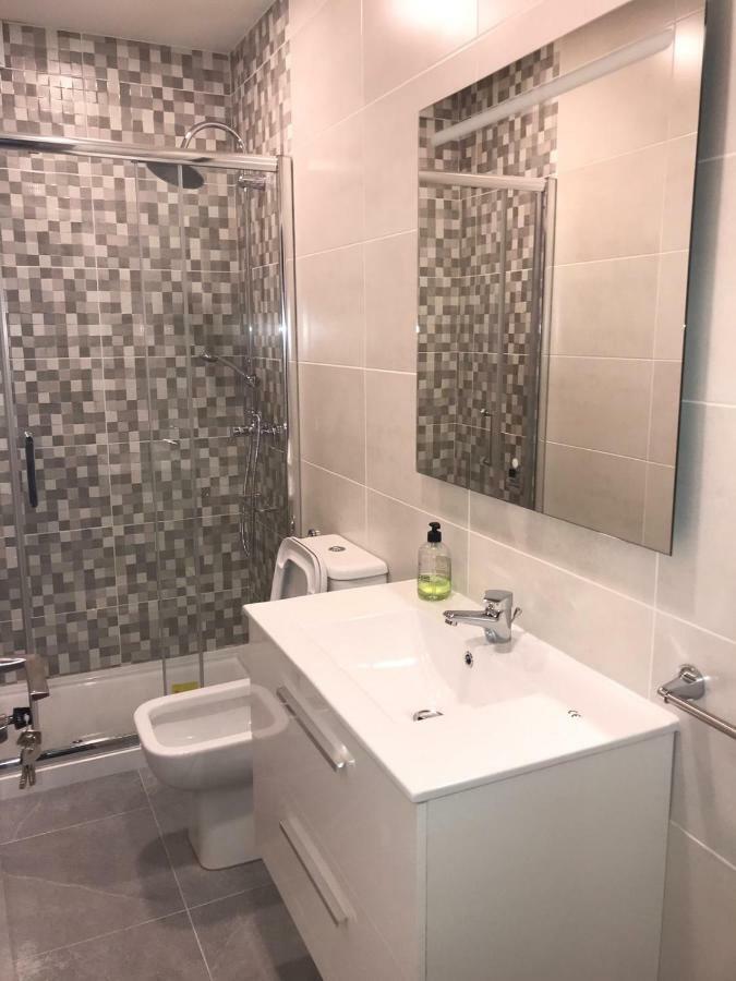 산티아고데콤포스텔라 Residencia Compostela 2 B&B 외부 사진
