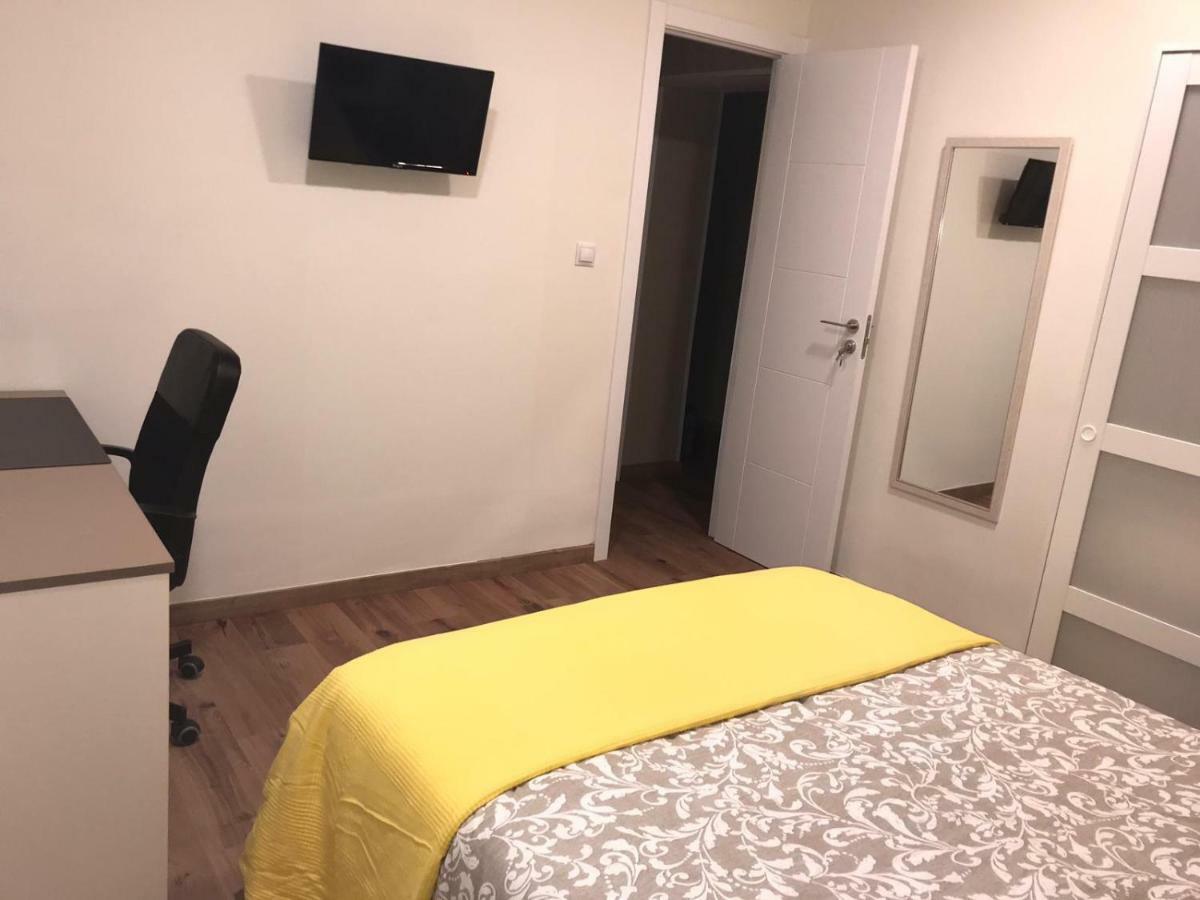 산티아고데콤포스텔라 Residencia Compostela 2 B&B 외부 사진