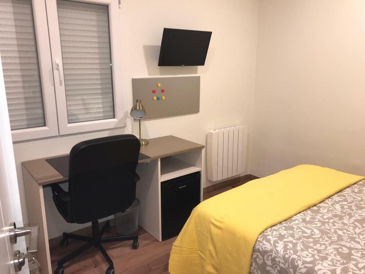 산티아고데콤포스텔라 Residencia Compostela 2 B&B 외부 사진