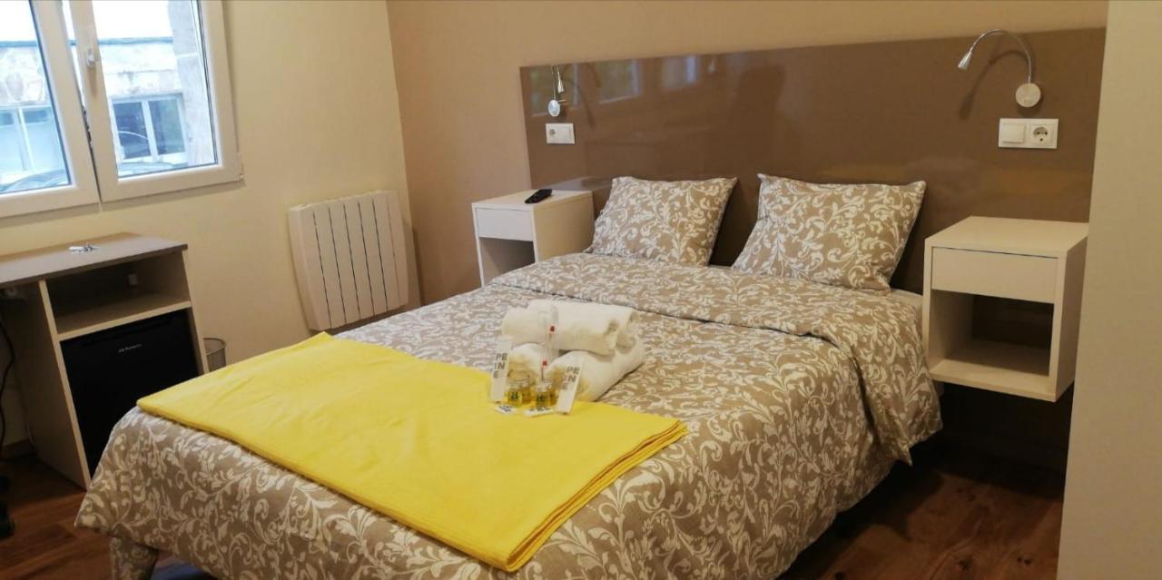 산티아고데콤포스텔라 Residencia Compostela 2 B&B 외부 사진
